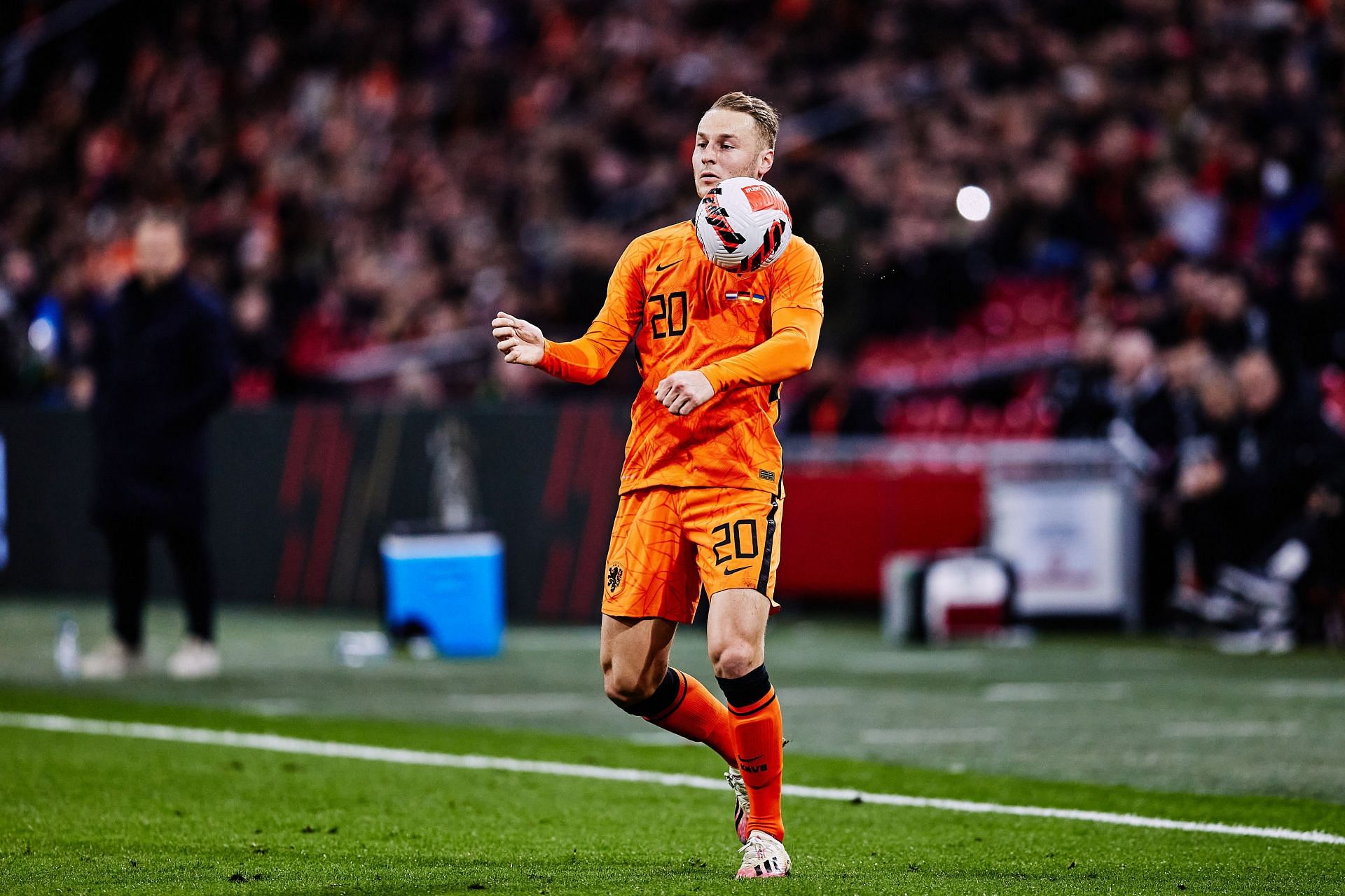 Teun Koopmeiners in action against Germany